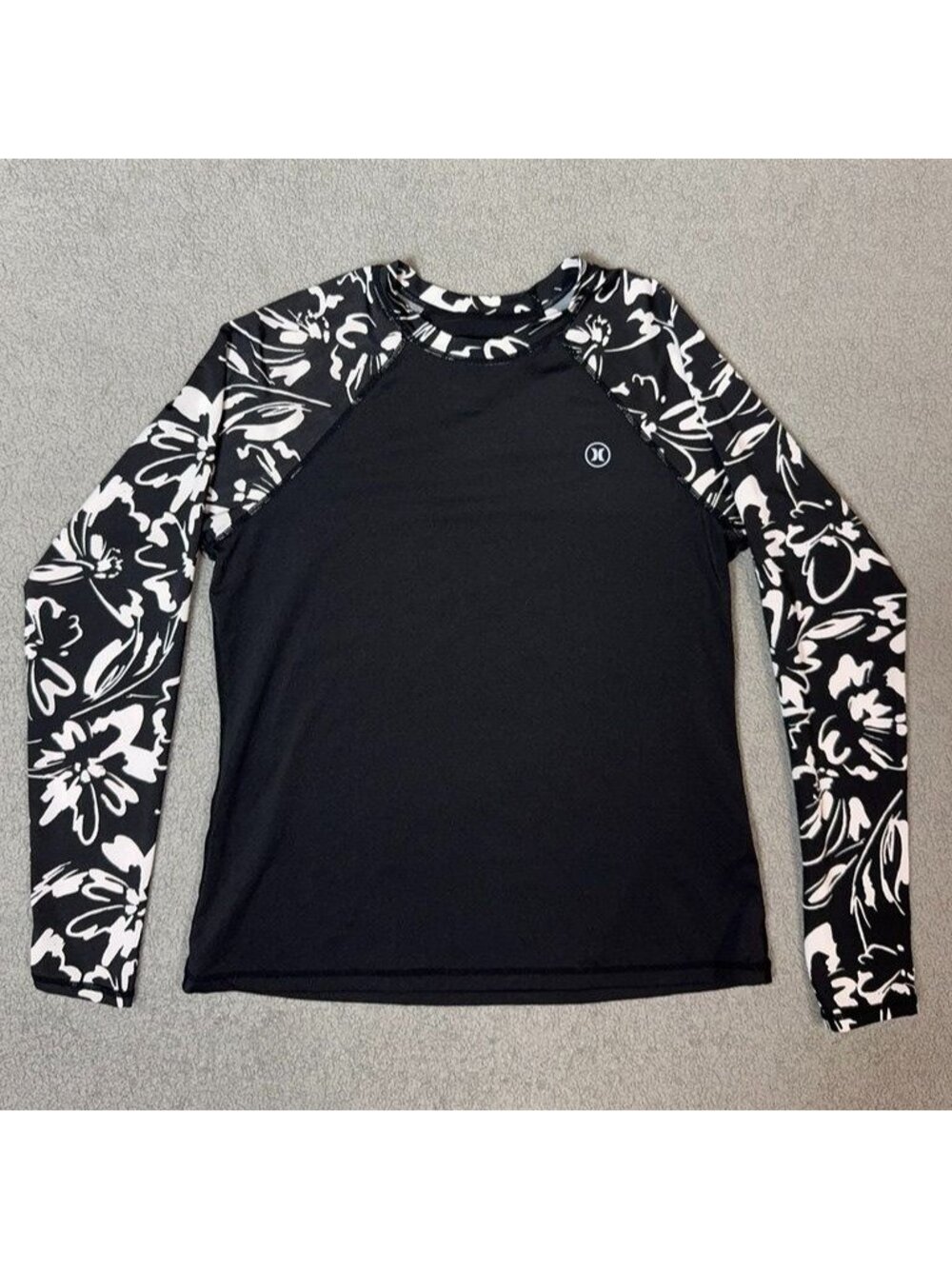 Hurley Womens Long Sleeve Rash Guard Black White Floral Medium Stretchy UPF 50+